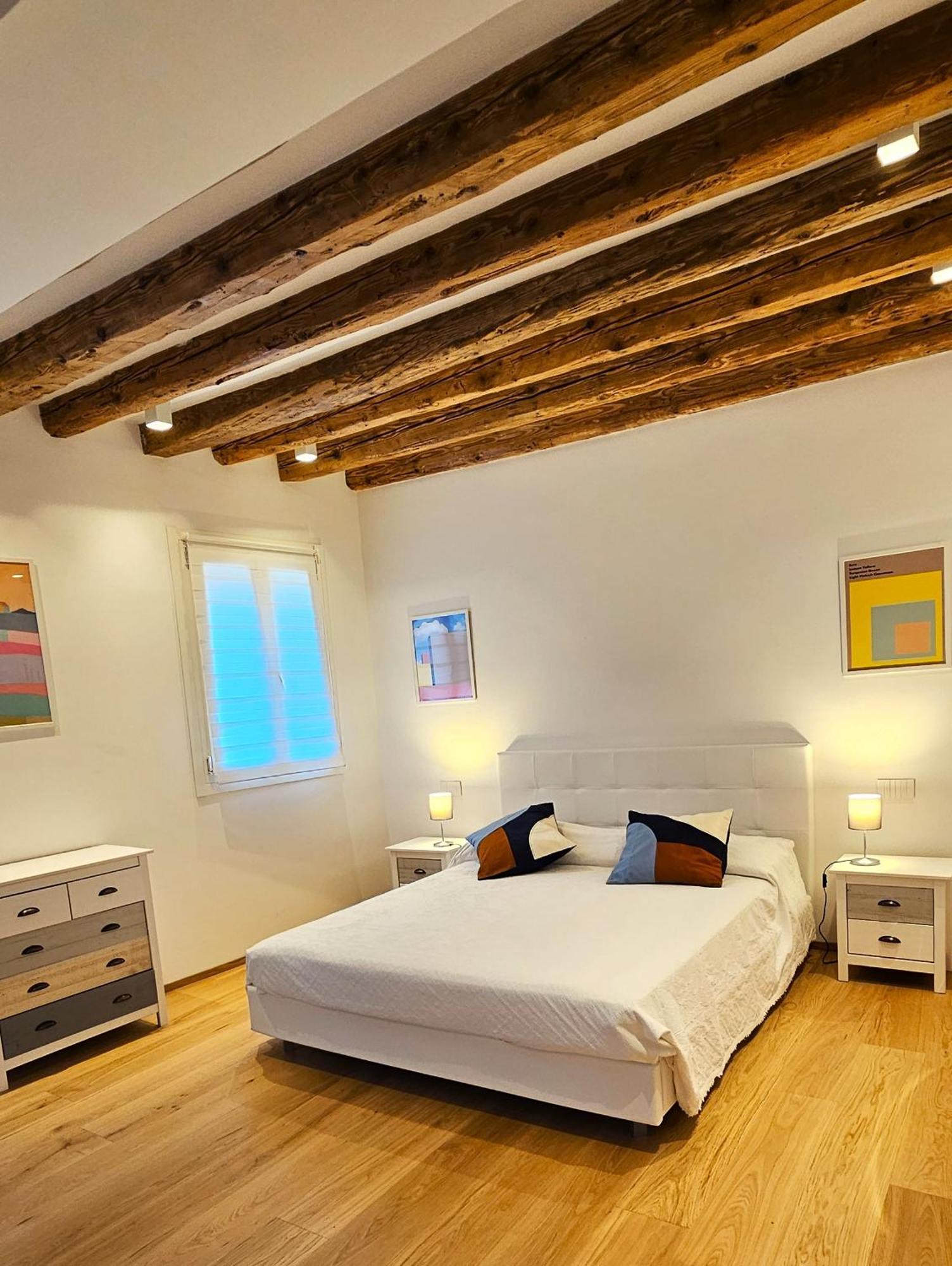 Appartement Small With Private Garden Venetië